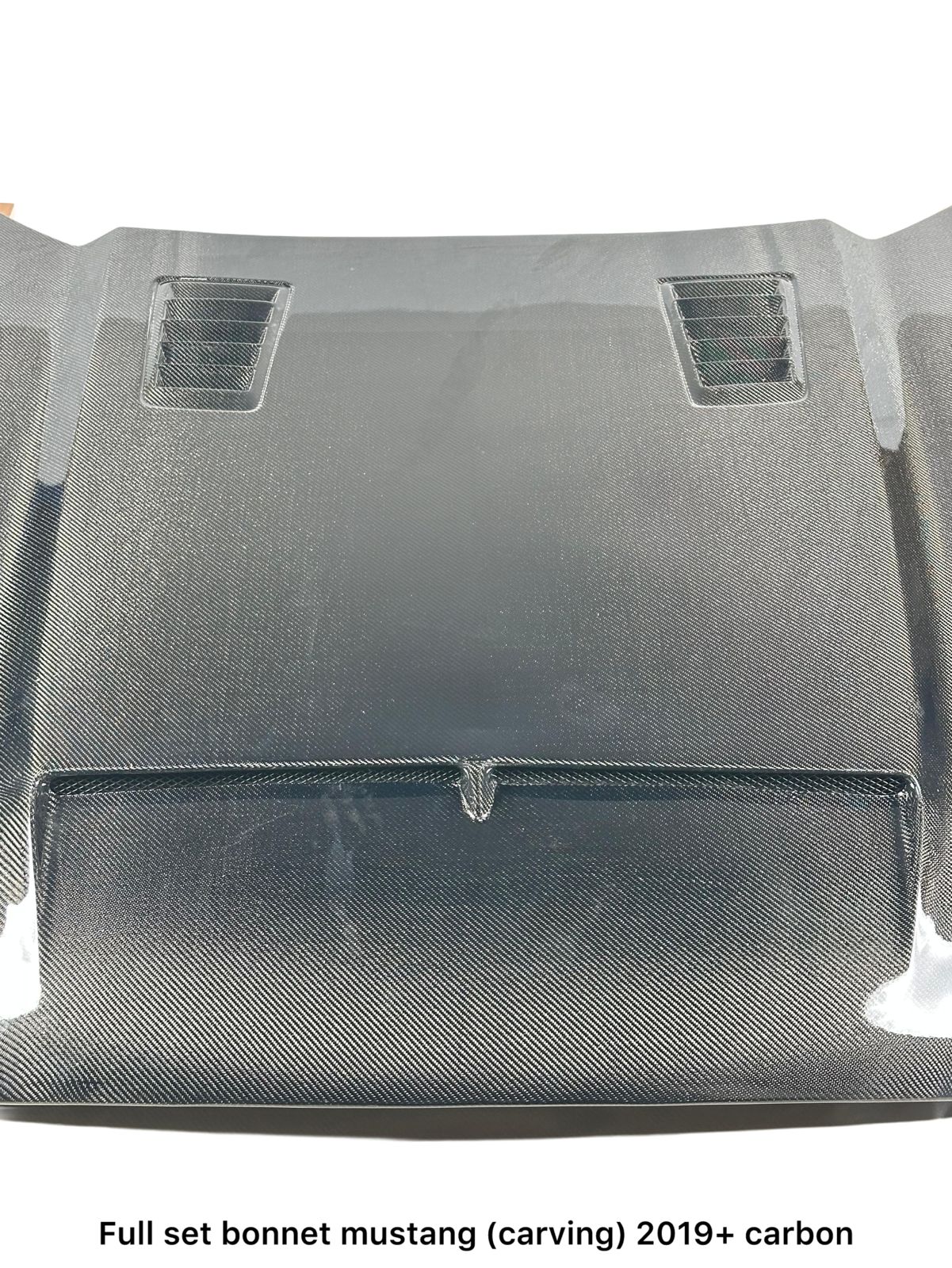 Ford Mustang 2019+ Full Carbon Fiber Carving Bonnet